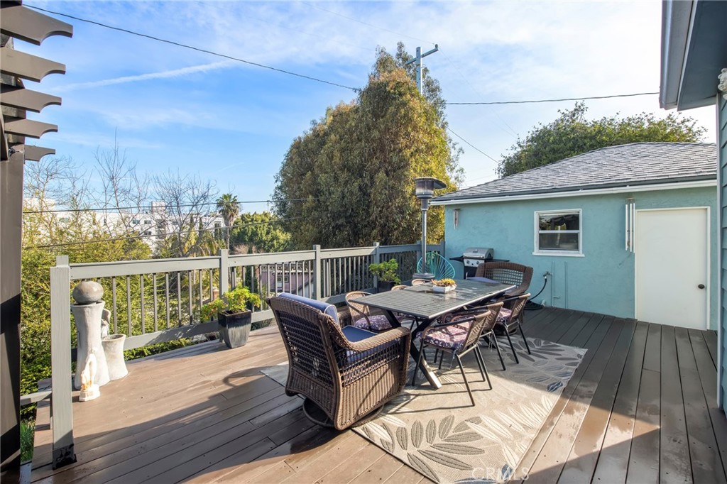 5231 Glasgow Way Property Photo 23