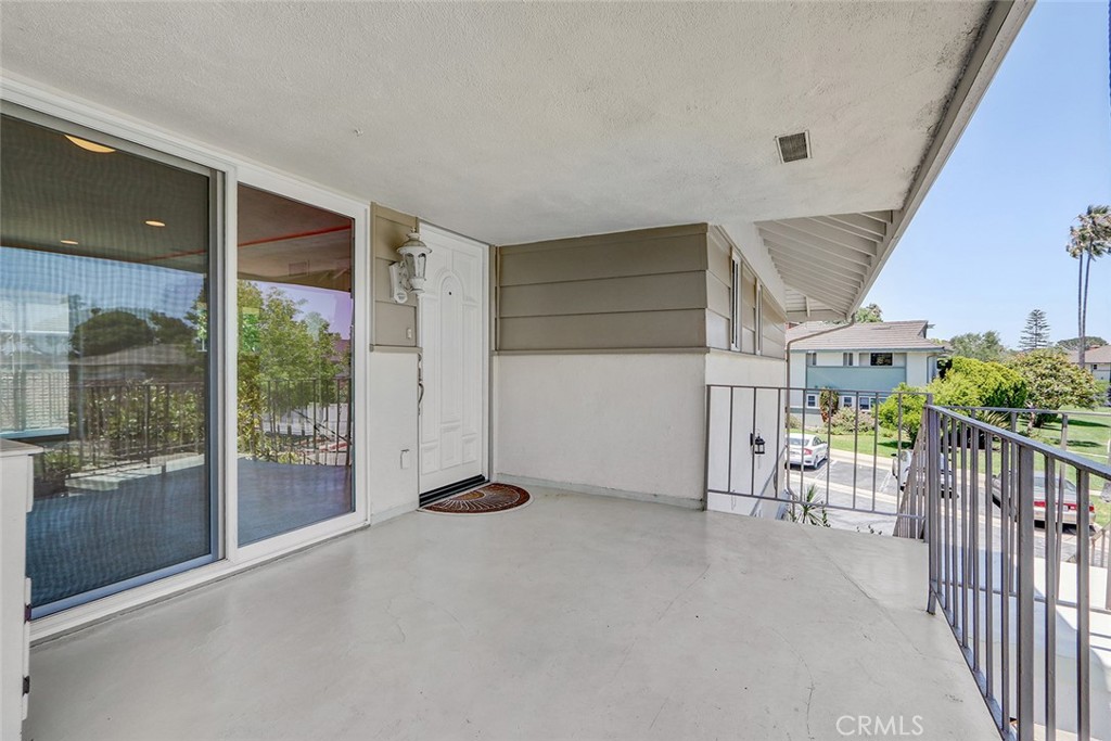 22937 Nadine Circle B Property Photo 3