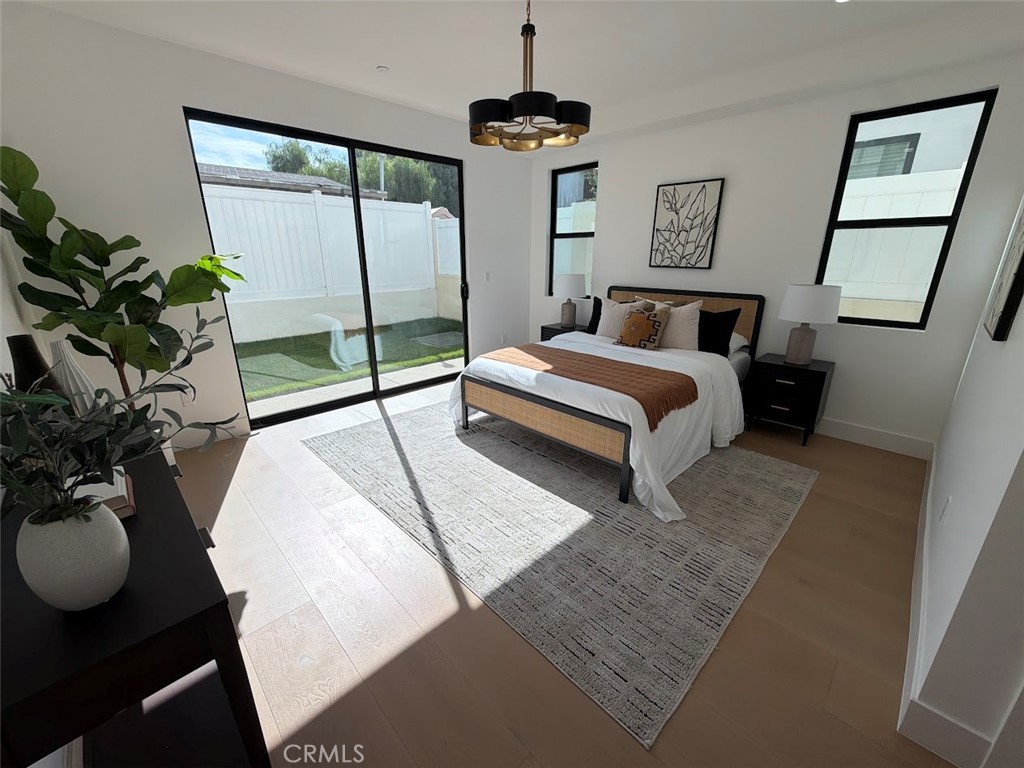 110 S Irena Avenue B Property Photo 5