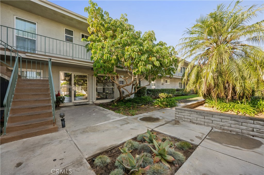 3649 Emerald Street 220 Property Photo 4