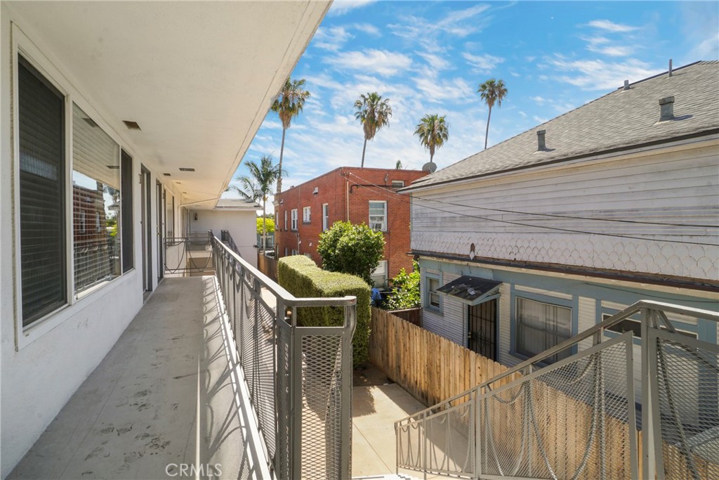 939 Pacific Property Photo 7