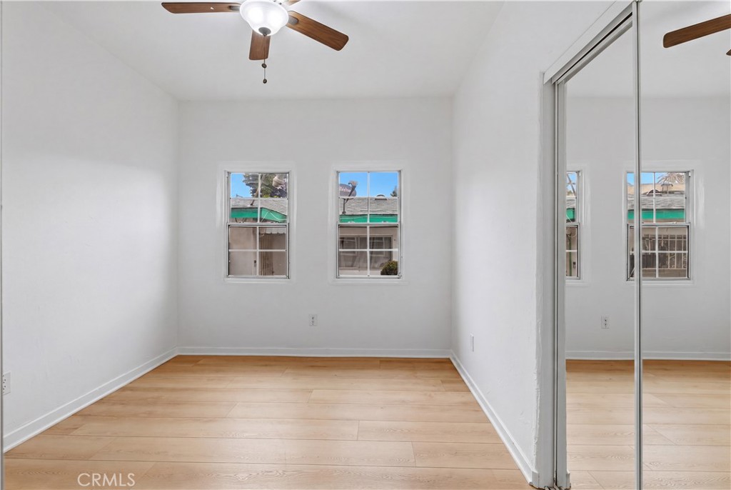 2911 S Palm Grove Avenue Property Photo 16