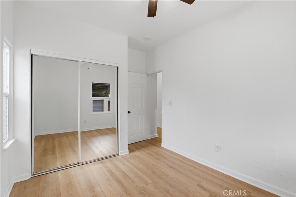 2911 S Palm Grove Avenue Property Photo 18