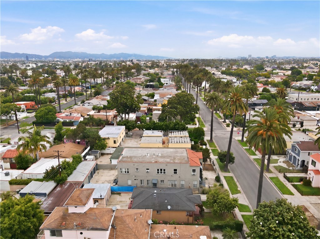 2911 S Palm Grove Avenue Property Photo 27