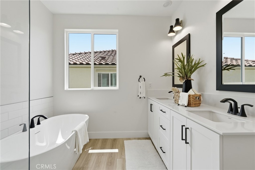 27634 Dayton Property Photo 25
