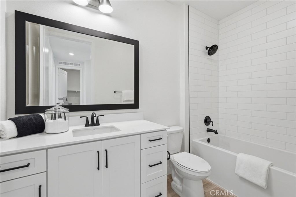 27634 Dayton Property Photo 31