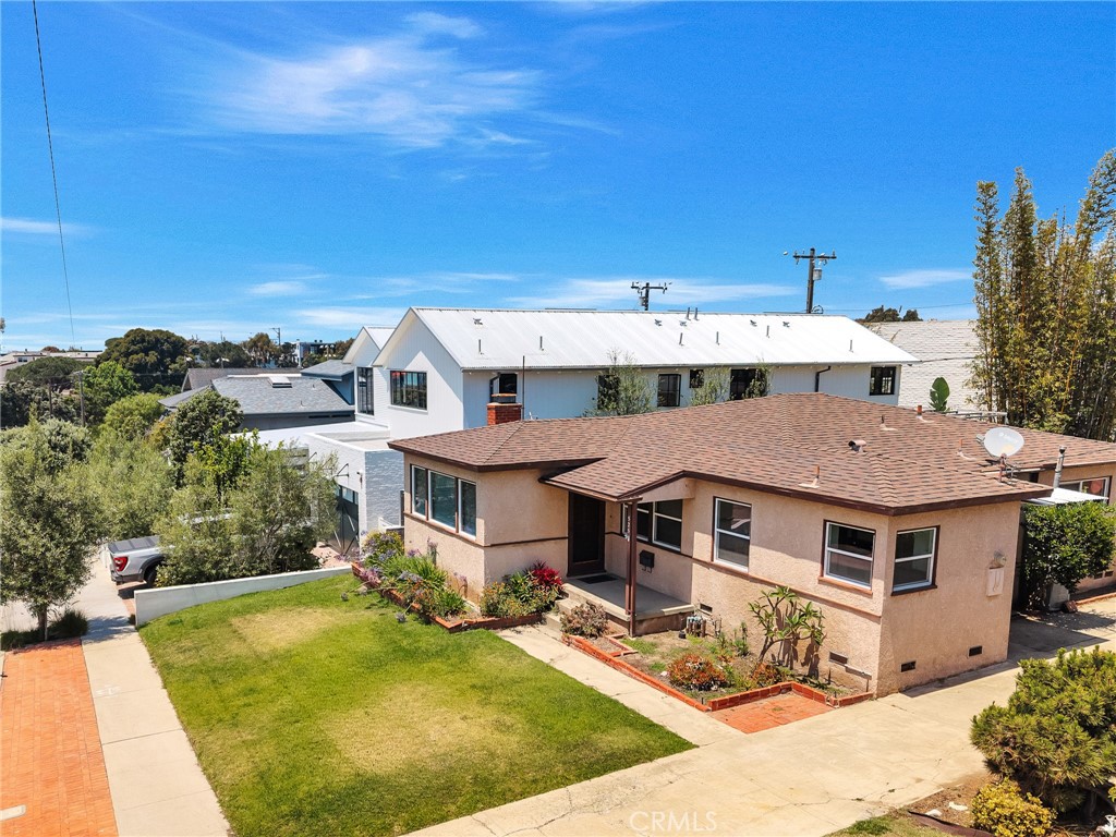 525 17th Property Photo 9