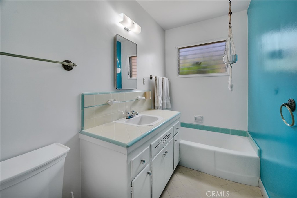 525 17th Property Photo 23