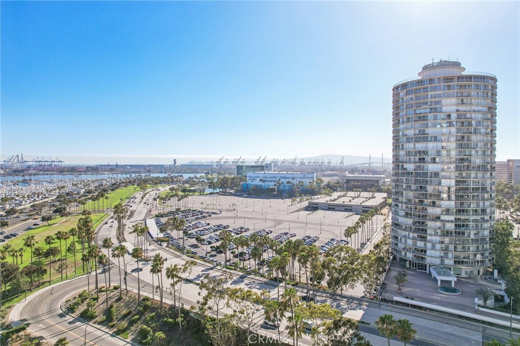 700 E Ocean Boulevard 1208
