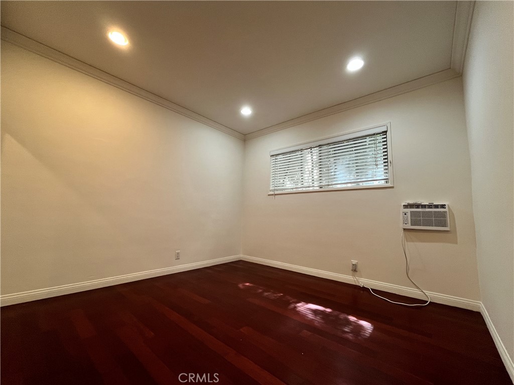 11901 W Washington Property Photo 6