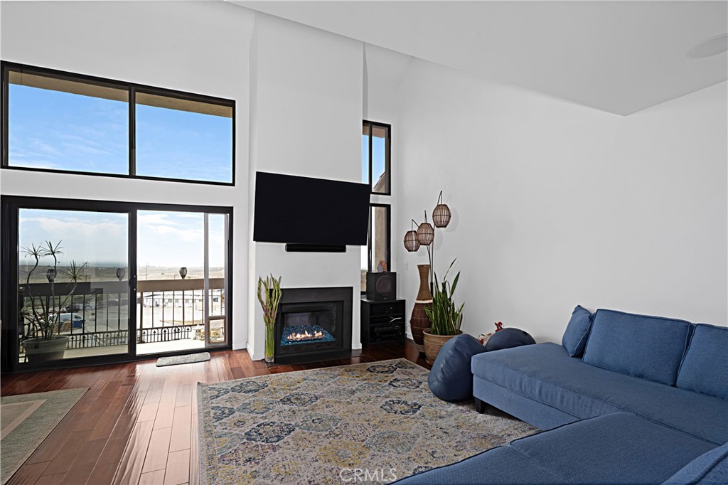 8180 Manitoba 350 Property Photo 1