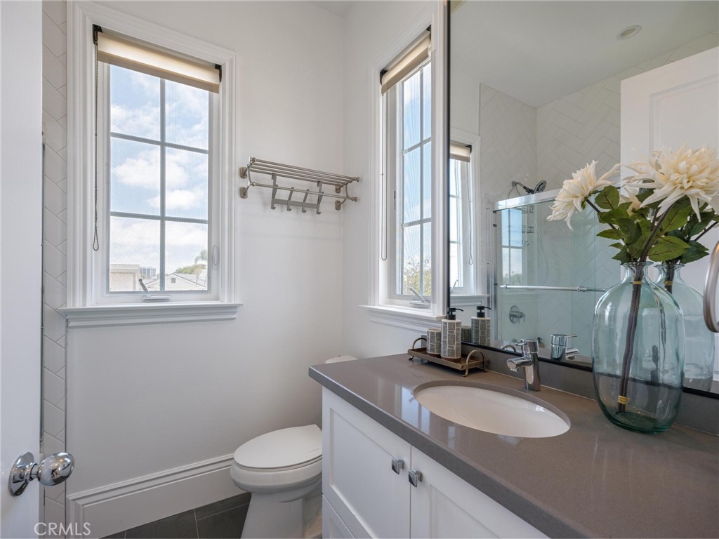 8056 Kentwood Property Photo 30