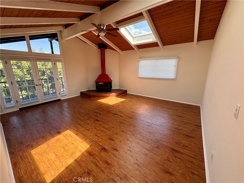 2000 Harkness Street Property Photo 13
