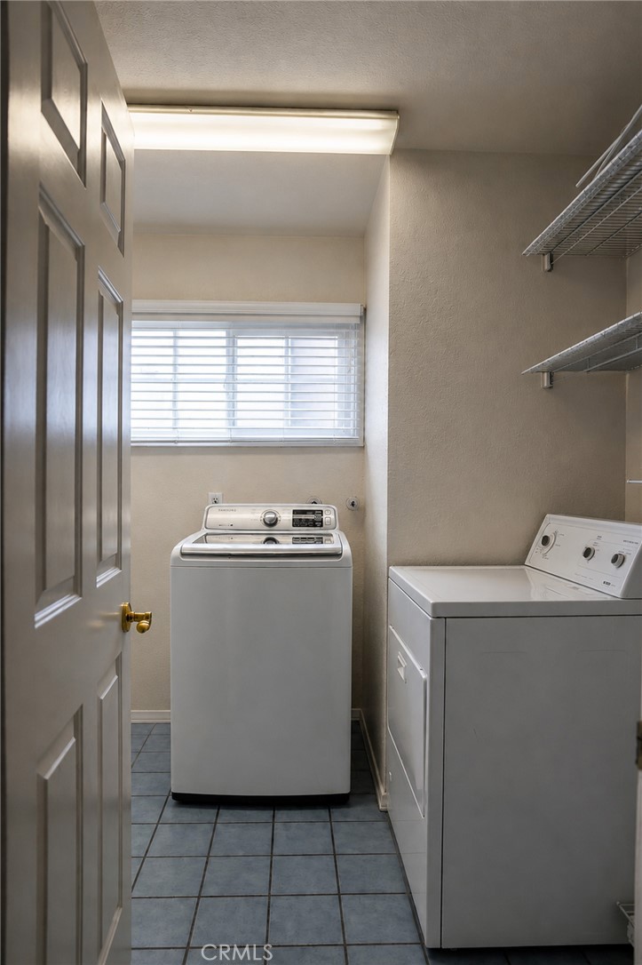 2000 Harkness Street Property Photo 29