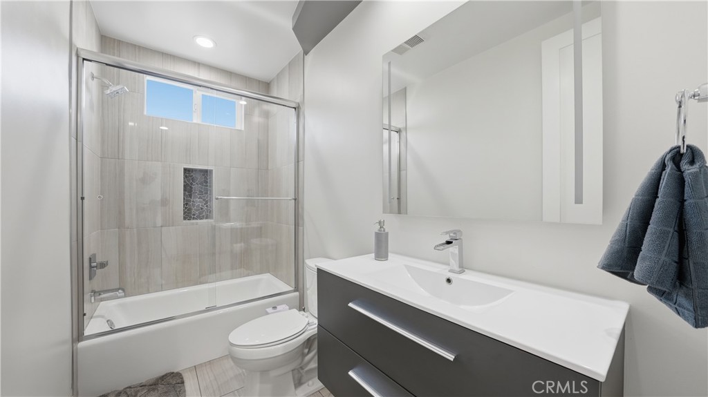 2520 Nelson Avenue C Property Photo 20