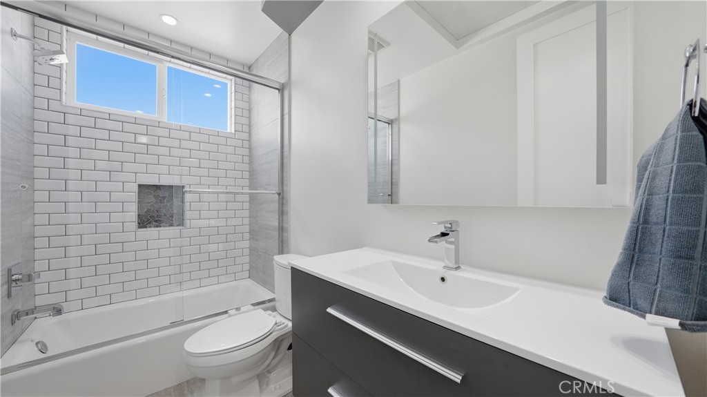 2520 Nelson Avenue C Property Photo 31