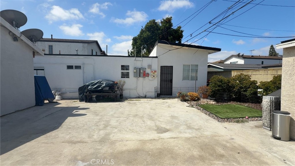 3425 Adriatic Avenue Property Photo 6