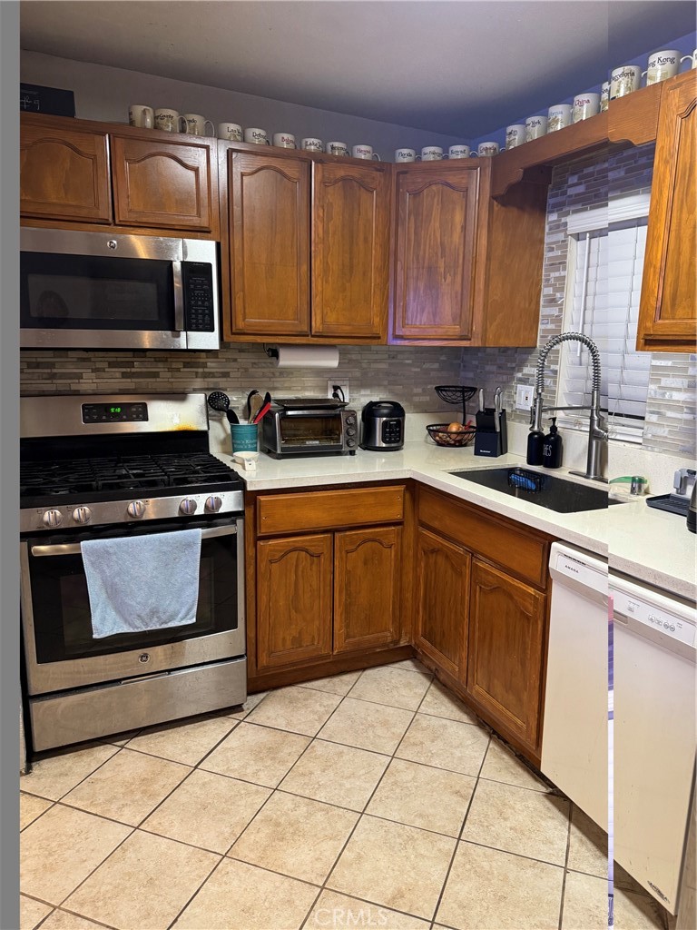 3425 Adriatic Avenue Property Photo 10