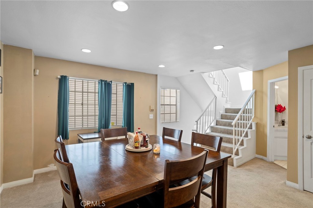 13729 Doty Property Photo 13