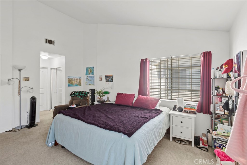 13729 Doty Property Photo 17