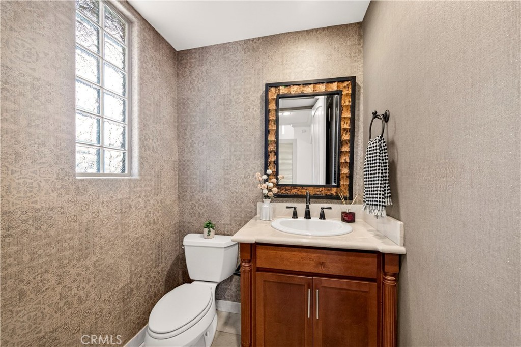 2117 Clark Lane B Property Photo 13