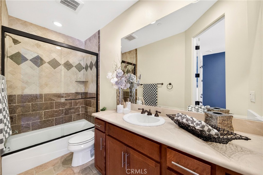 2117 Clark Lane B Property Photo 22