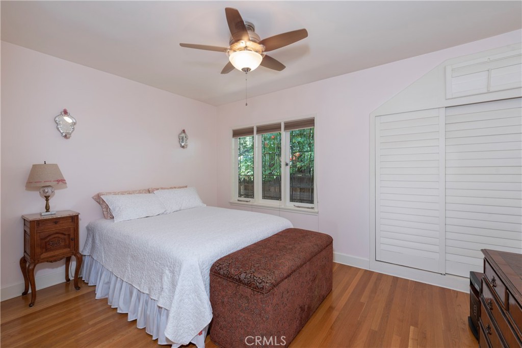 4981 Noeline Avenue Property Photo 25