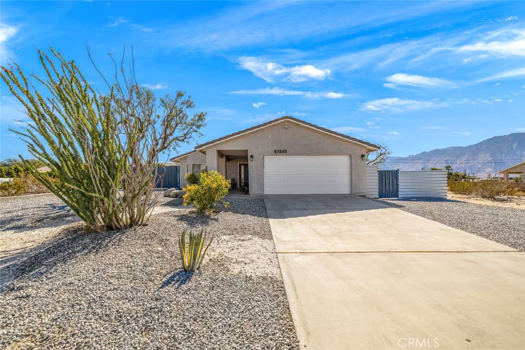 67645 Broken Arrow Property Photo 34