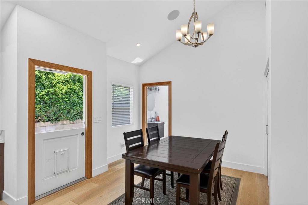 5324 W 119th Street Property Photo 10