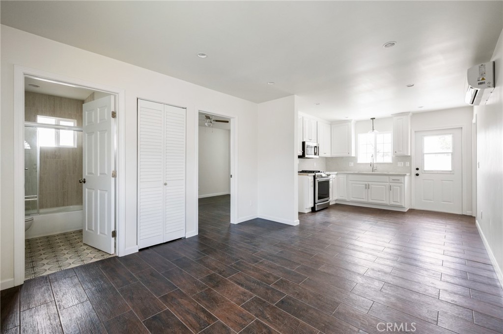 10972 Mckinley 1/4 Property Photo 4