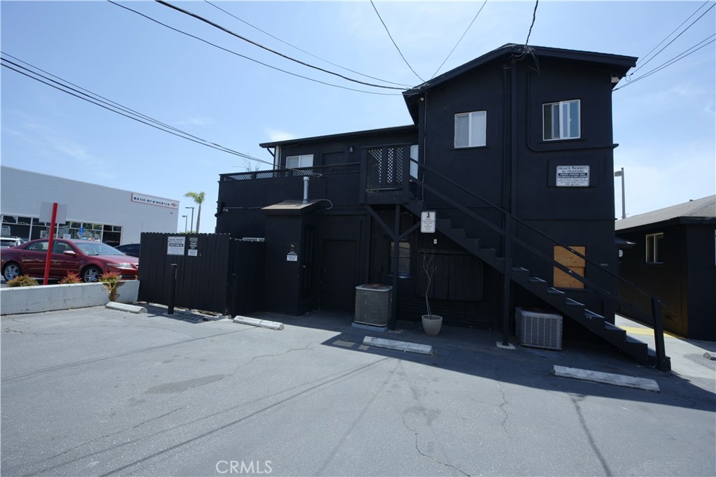 1214 Highland Property Photo 3