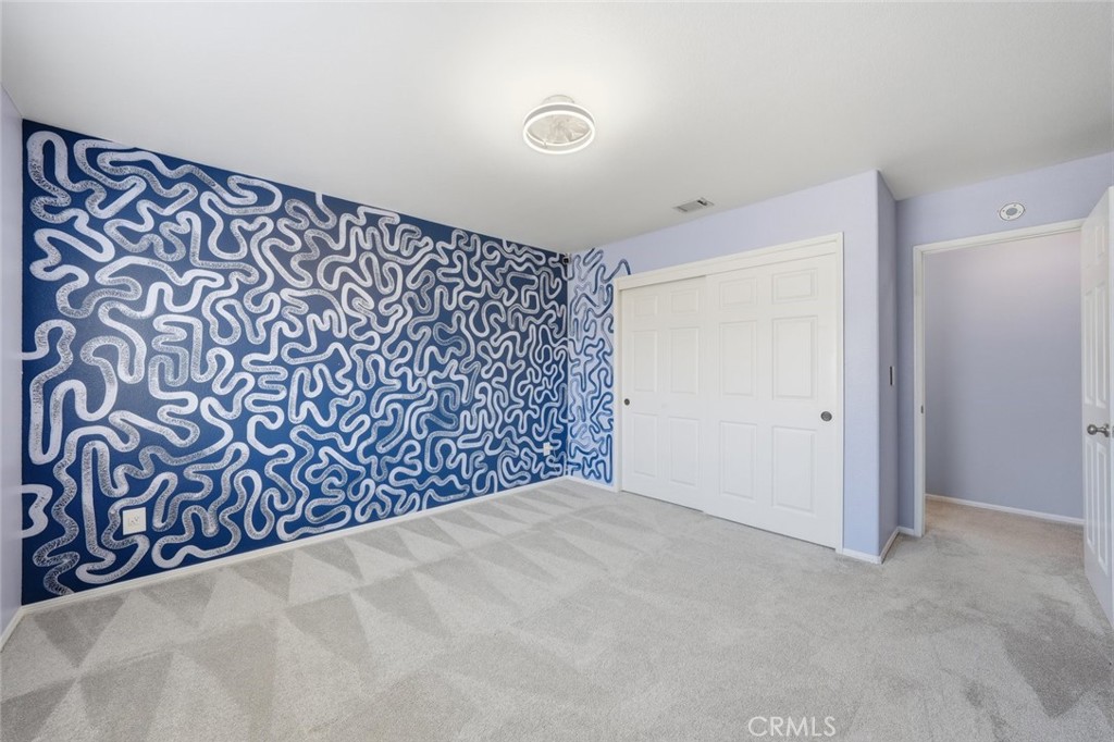 15011 Kingsdale Property Photo 32