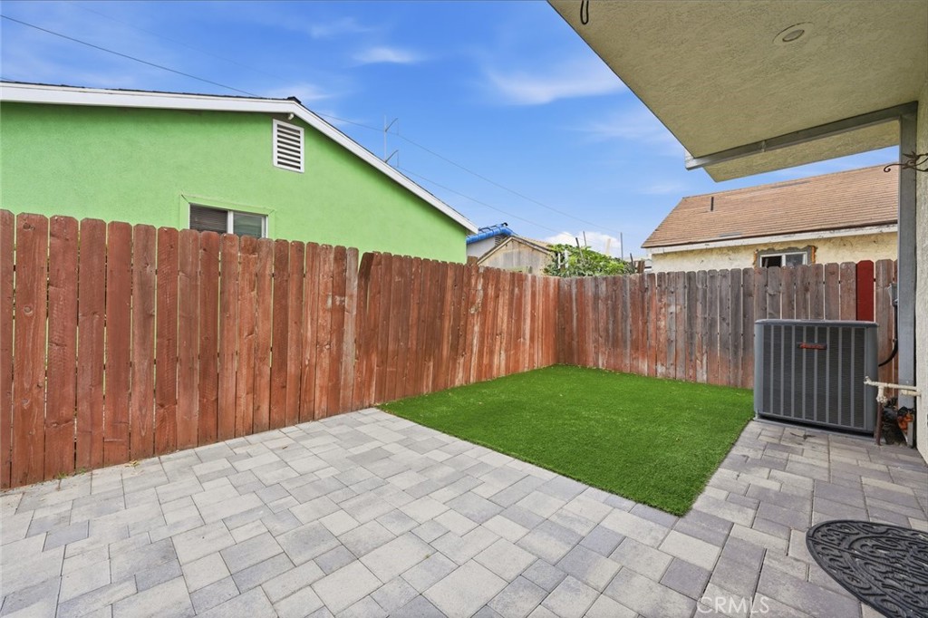 15011 Kingsdale Property Photo 39