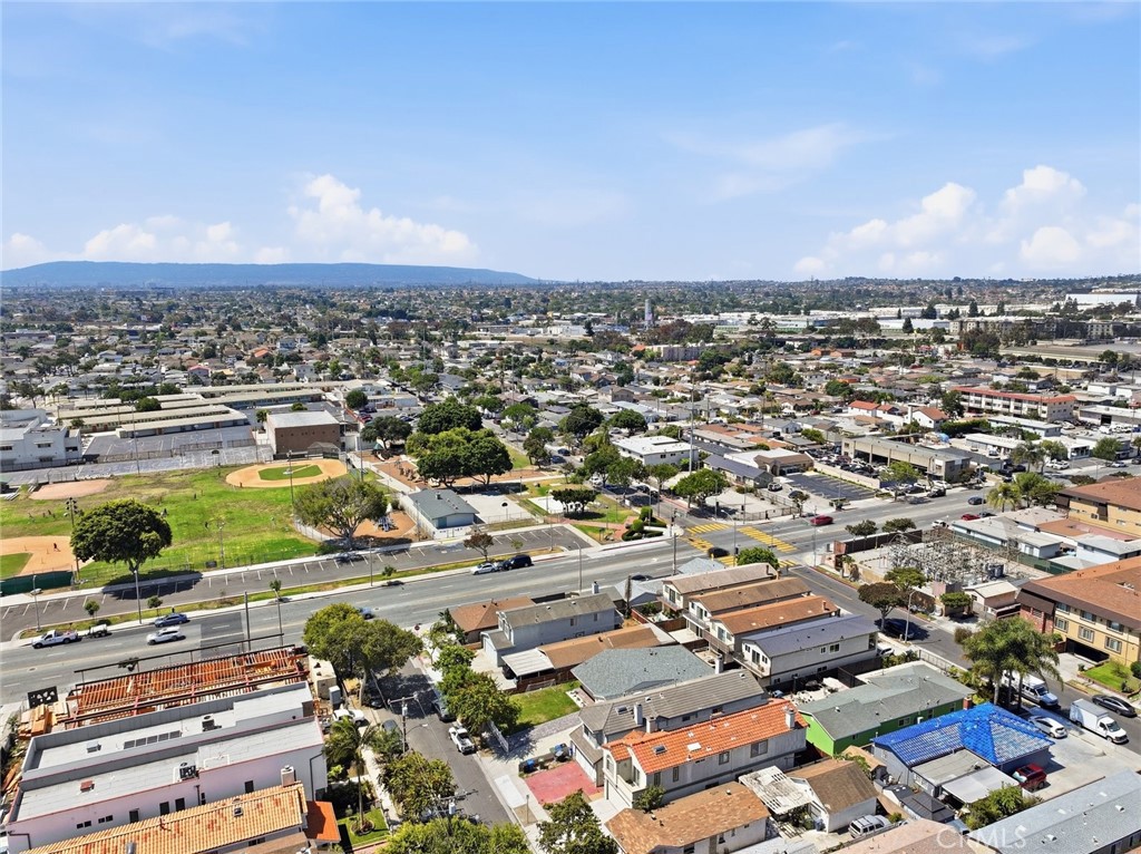 15011 Kingsdale Property Photo 43
