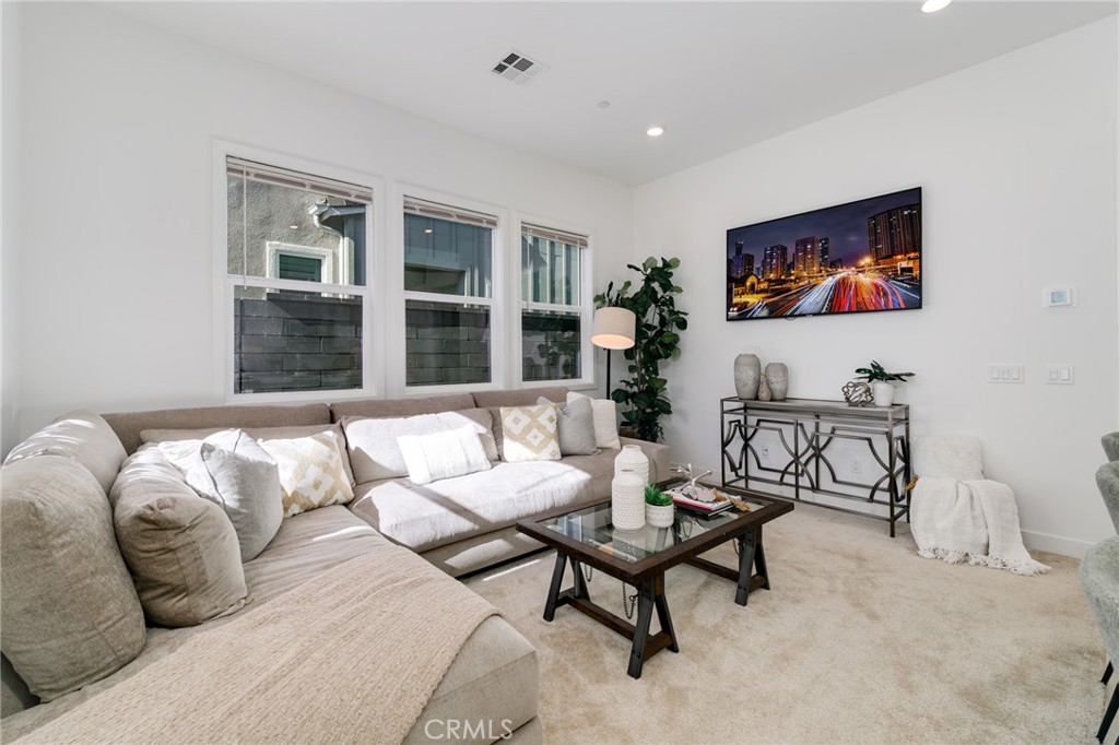 763 Sunrise Road Property Photo 4