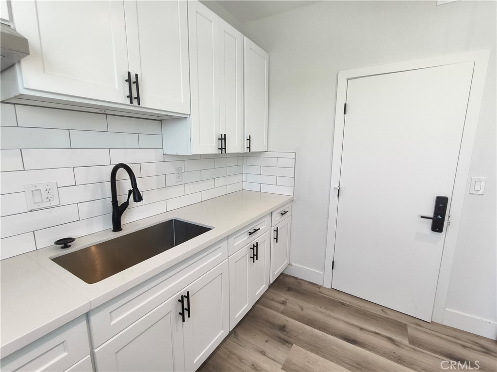 3020 S Normandie Street Property Photo 20