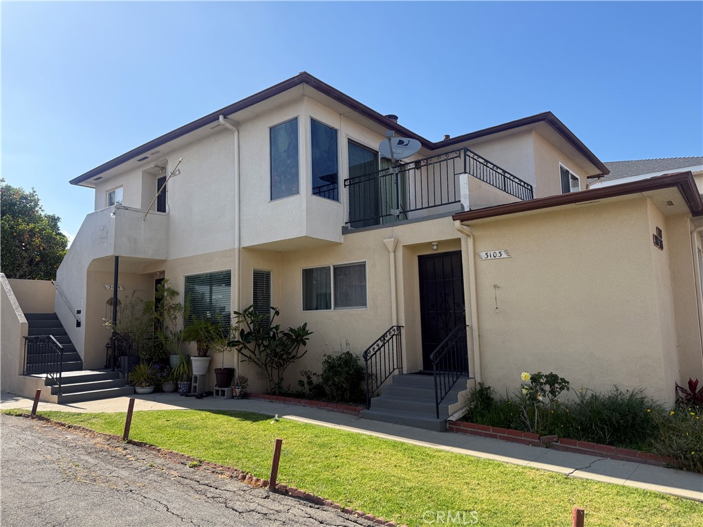 3103 S Pacific Property Photo 4