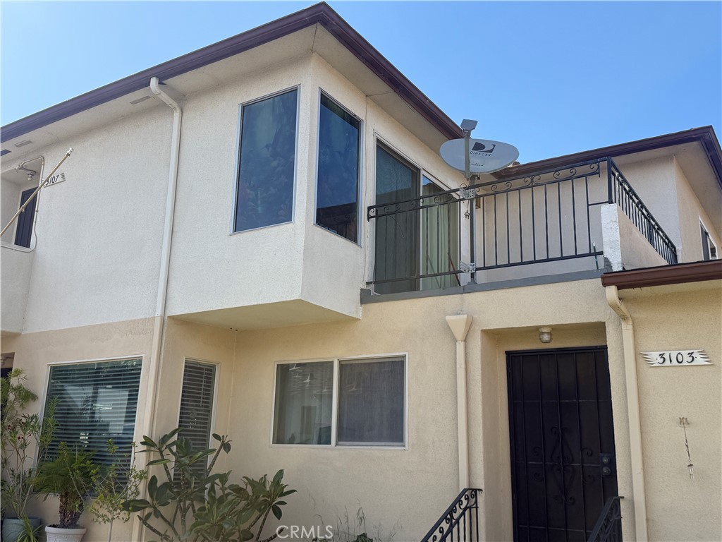3103 S Pacific Property Photo 5