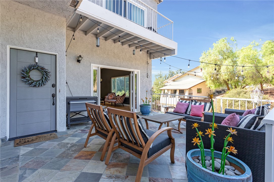 20906 Almazan Road Property Photo 2