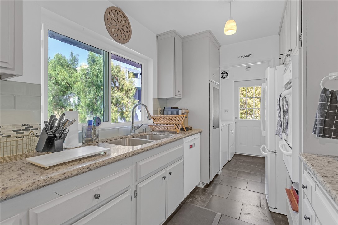 20906 Almazan Road Property Photo 10