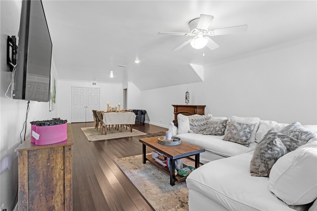 20906 Almazan Road Property Photo 13