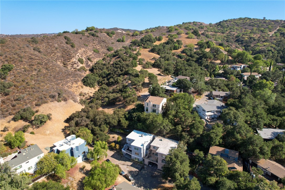 20906 Almazan Road Property Photo 47