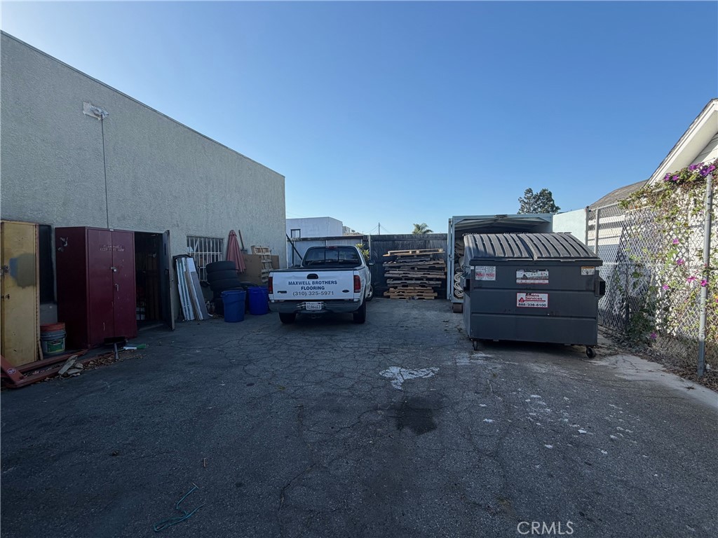 24632 Narbonne Property Photo 14