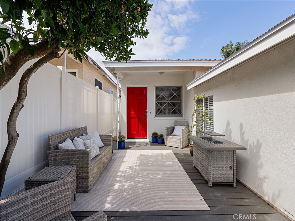 1631 Carver Street Property Photo 7
