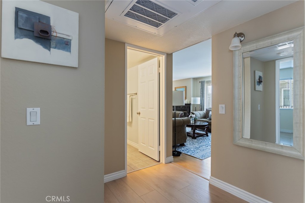 726 Elm Avenue 404 Property Photo 14