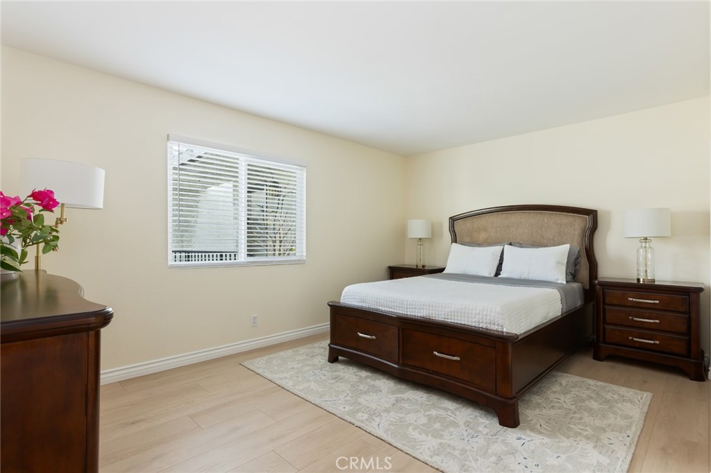 726 Elm Avenue 404 Property Photo 17