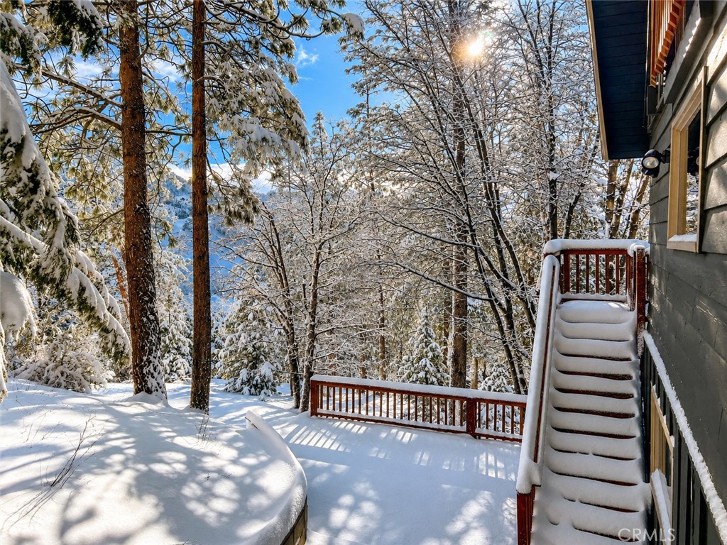 43564 Yosemite Property Photo 4
