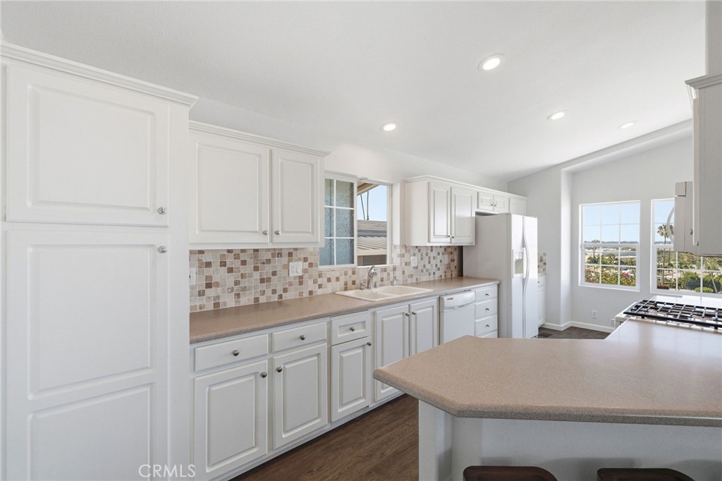 2550 Pacific Coast Highway 152 Property Photo 15