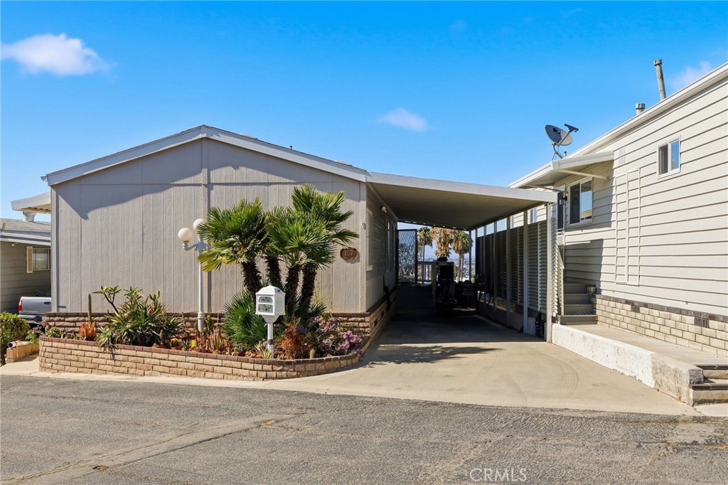 2550 Pacific Coast Highway 152 Property Photo 44