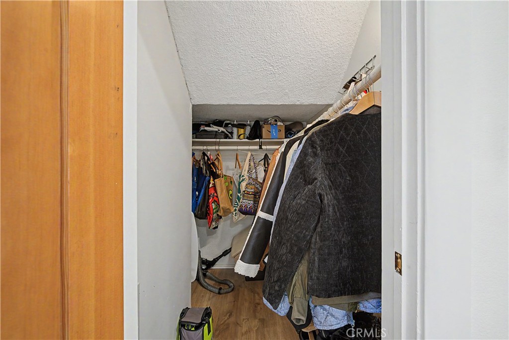 1725 Axenty Property Photo 14